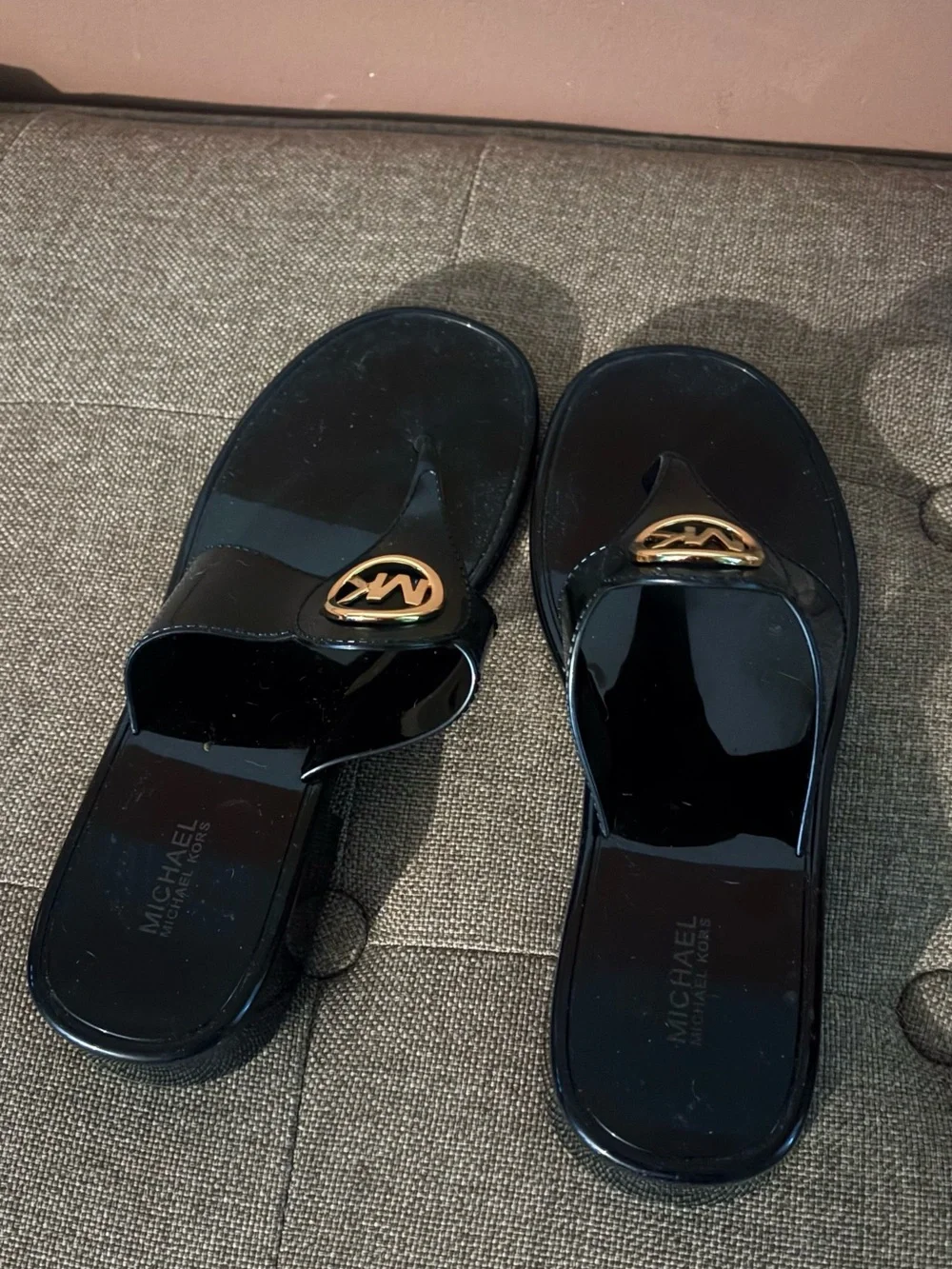 Black Michael Kors women’s sandals size 8 NWOT